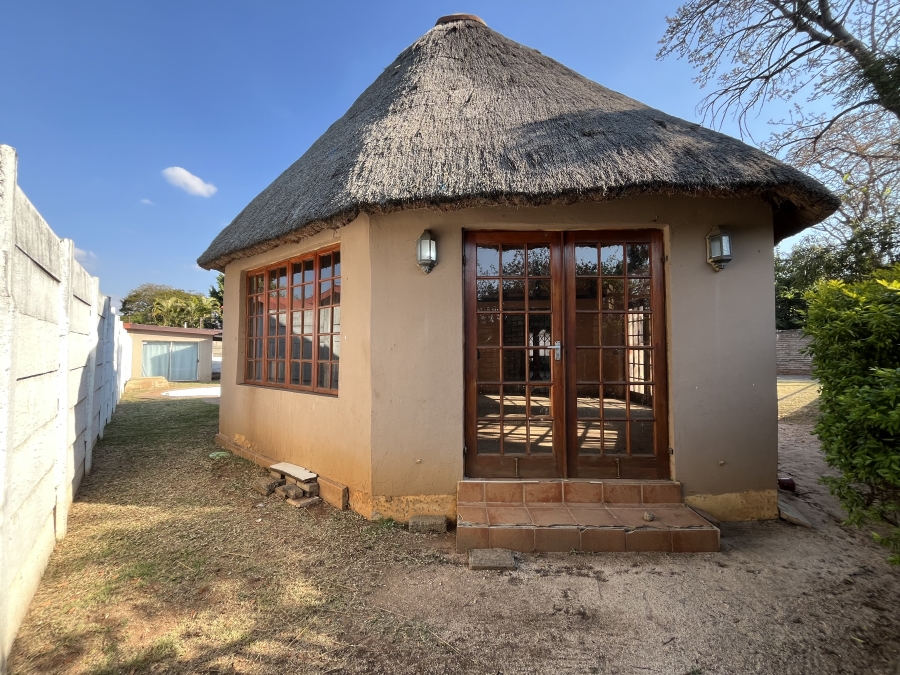 3 Bedroom Property for Sale in Geelhoutpark North West